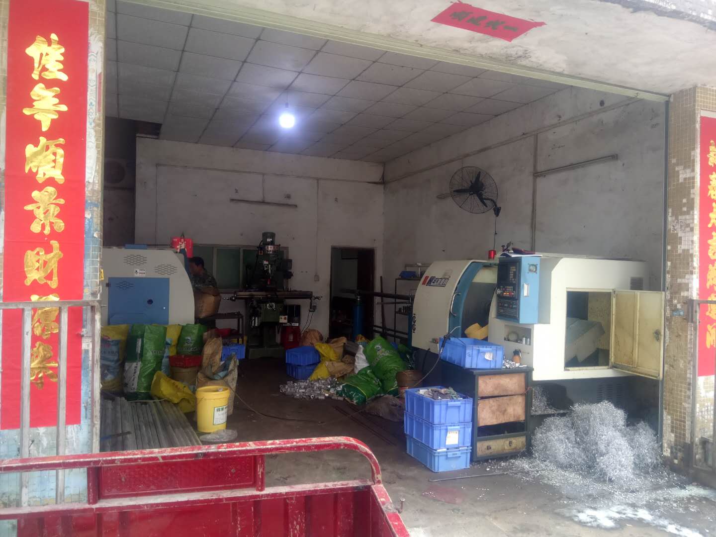 中山市坦洲鎮(zhèn)黃欣慰現(xiàn)場幾臺凱恩利機(jī)床